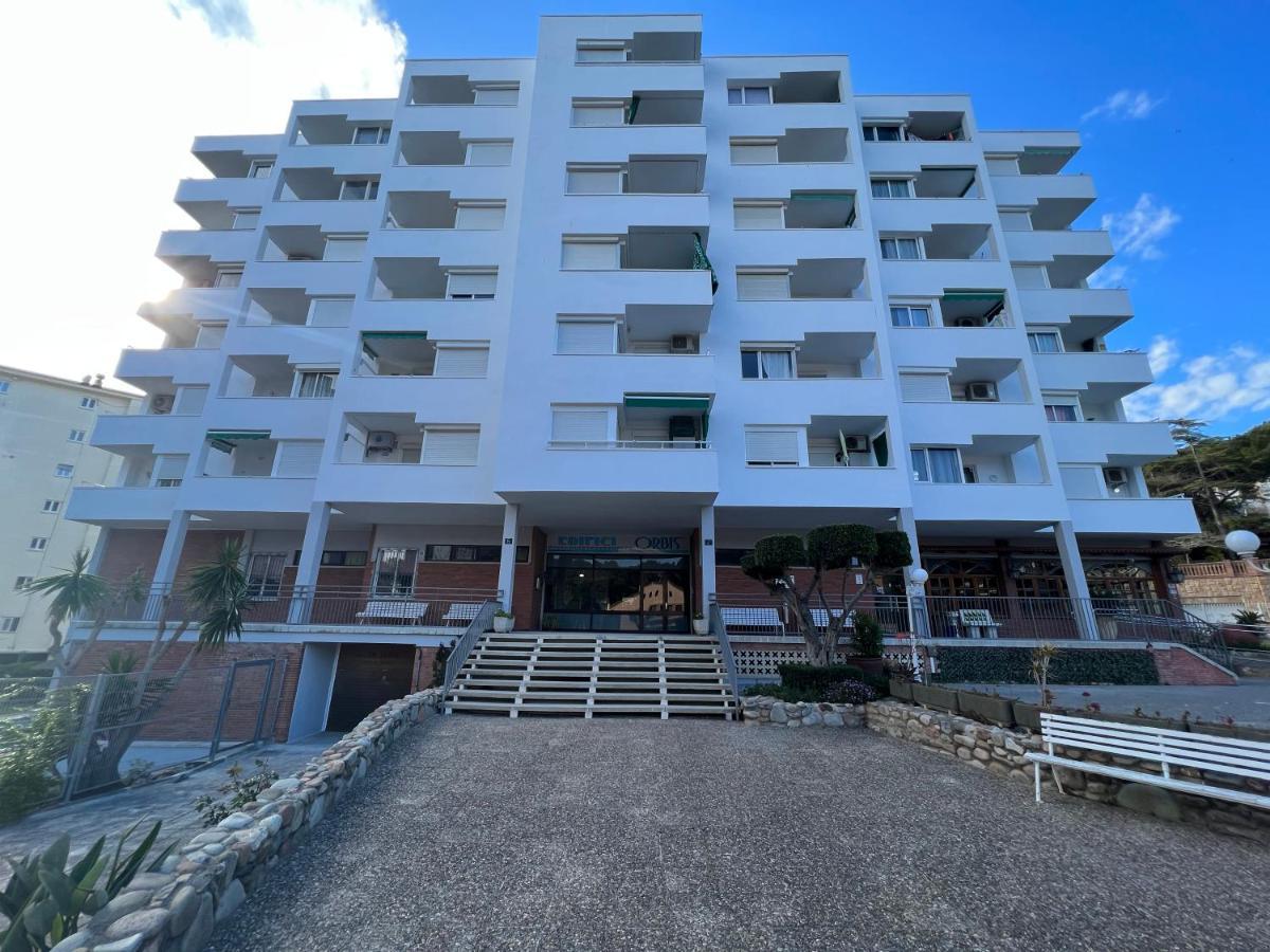 Fenals Beach Lloret de Mar Bagian luar foto
